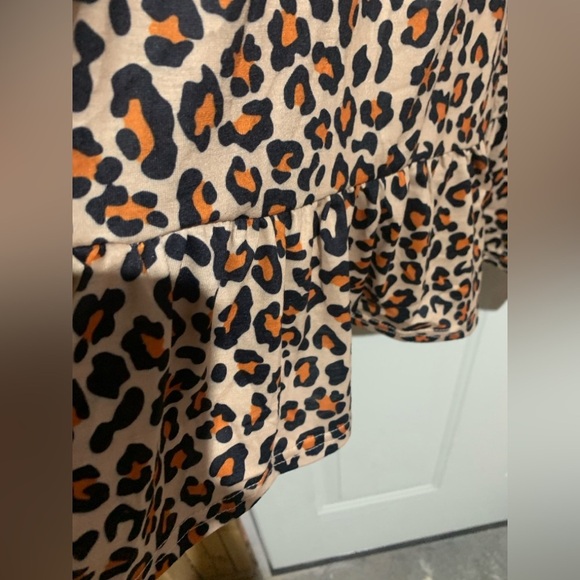 Leopard 1XL Dress, NWOT, P2P 24, Flowy soft material. - Picture 3 of 3
